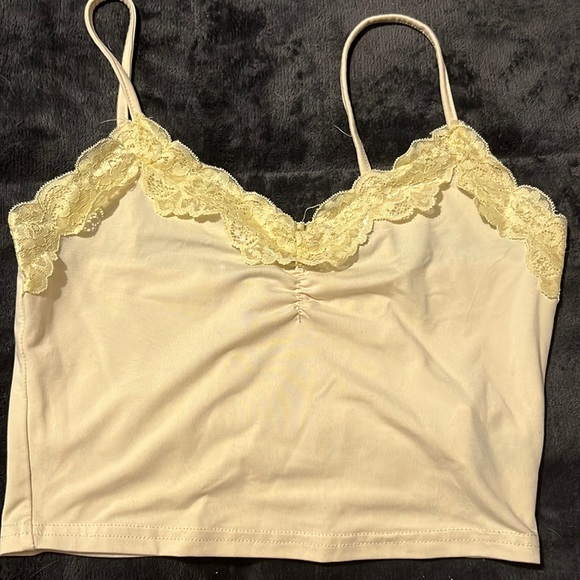 light yellow lacy tank top. size small - Picture 1 of 3